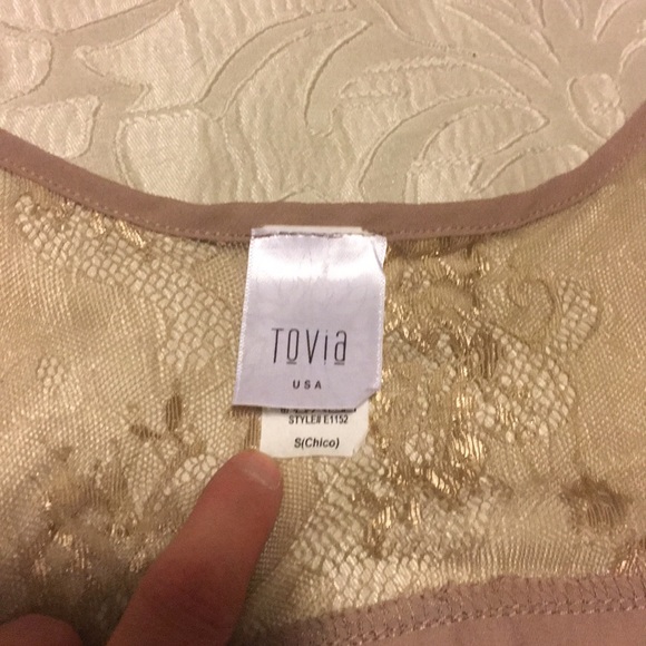 Taupe chiffon tank - Picture 3 of 4